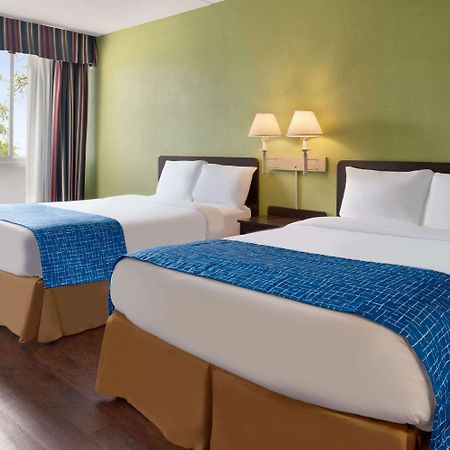 Kautilya Zanesville Hotel Экстерьер фото